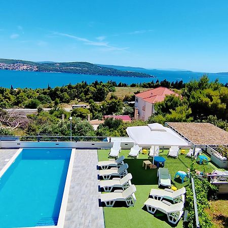 Villa Confido Luxury Apartment 01 Donji Seget Exteriör bild