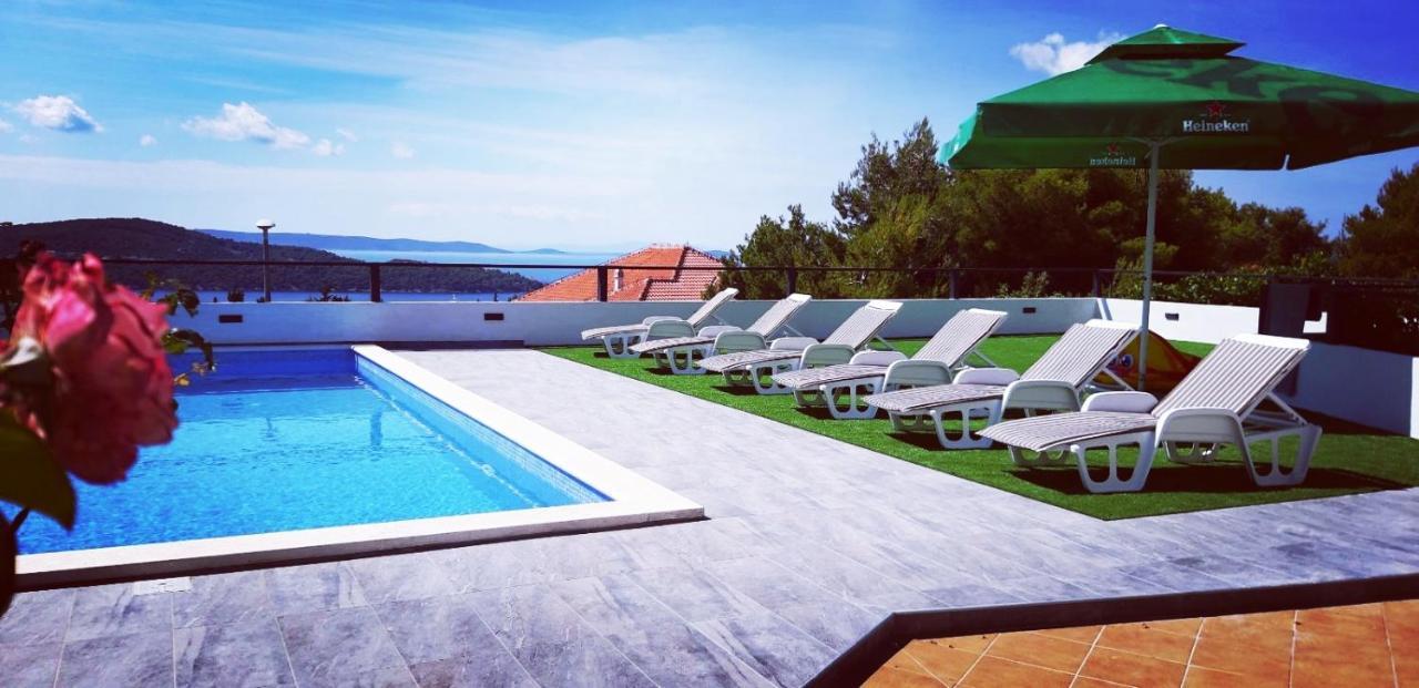 Villa Confido Luxury Apartment 01 Donji Seget Exteriör bild