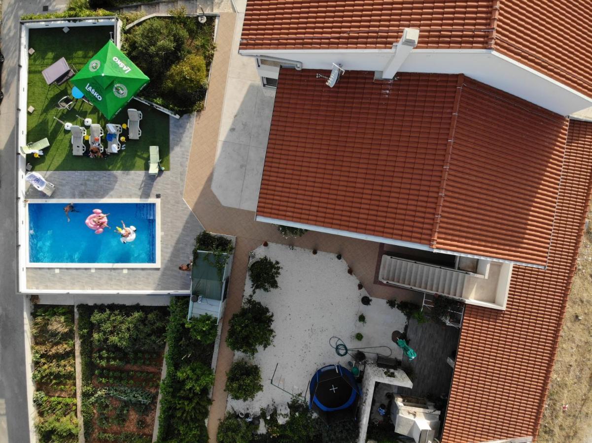 Villa Confido Luxury Apartment 01 Donji Seget Exteriör bild