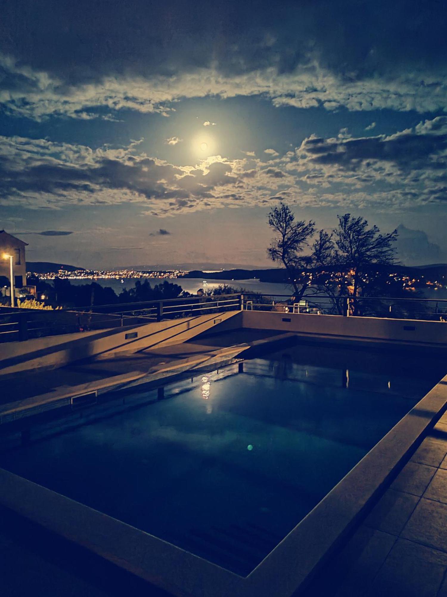 Villa Confido Luxury Apartment 01 Donji Seget Exteriör bild