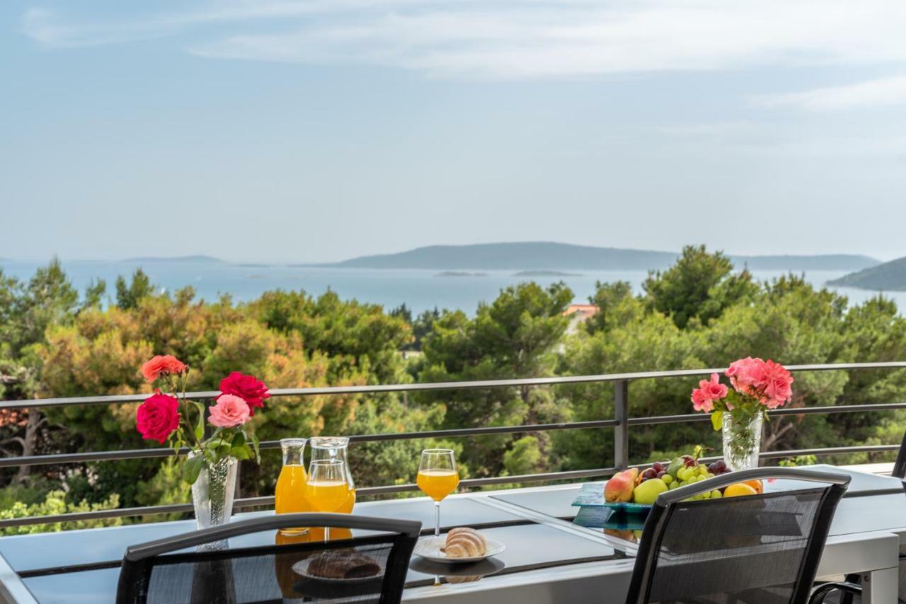Villa Confido Luxury Apartment 01 Donji Seget Exteriör bild