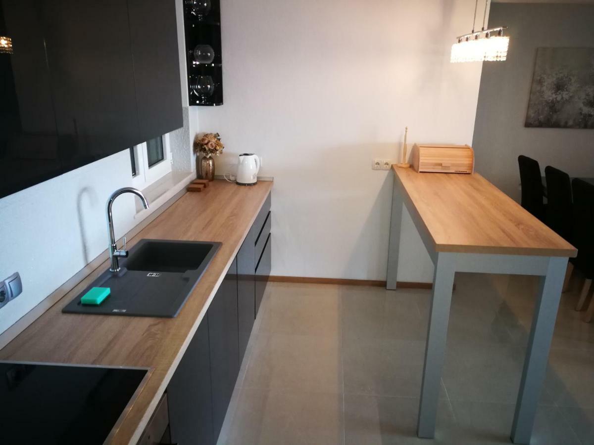 Villa Confido Luxury Apartment 01 Donji Seget Exteriör bild