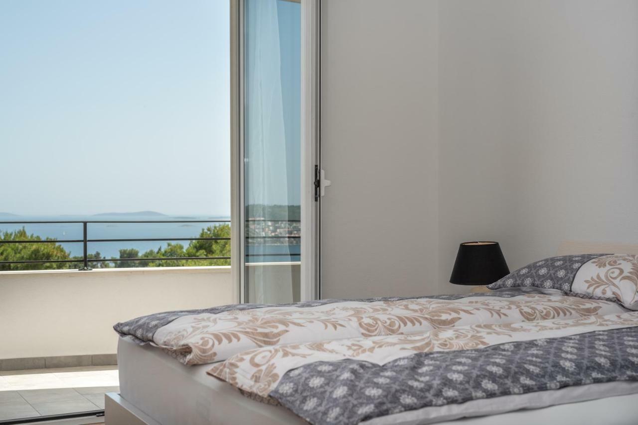 Villa Confido Luxury Apartment 01 Donji Seget Exteriör bild