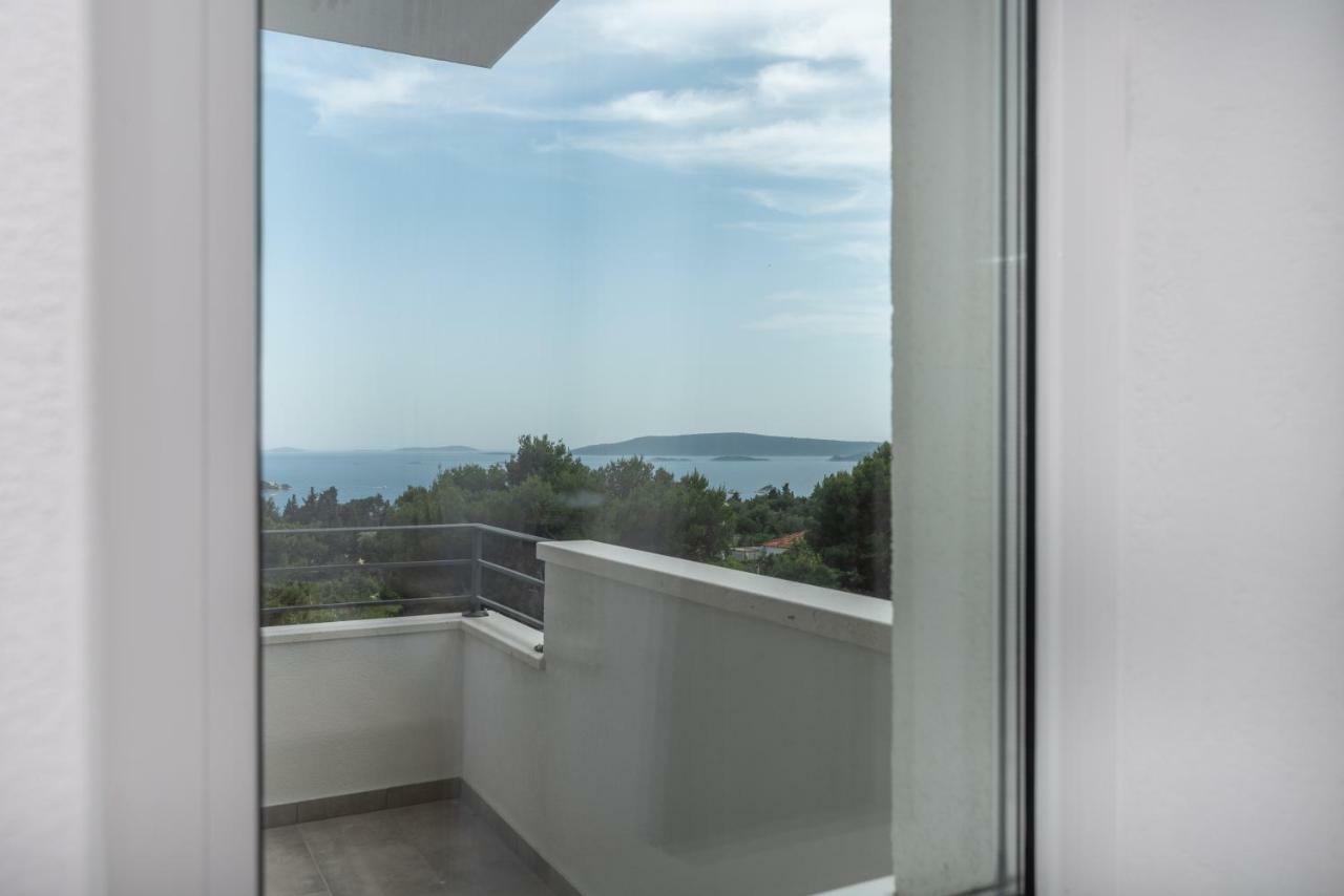 Villa Confido Luxury Apartment 01 Donji Seget Exteriör bild